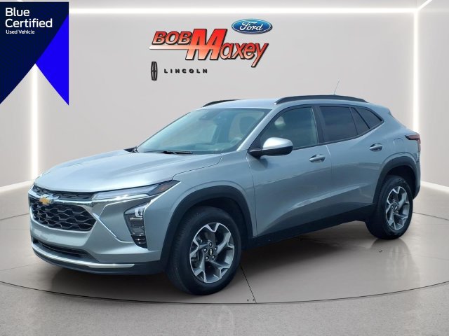 Used 2025 Chevrolet Trax LT