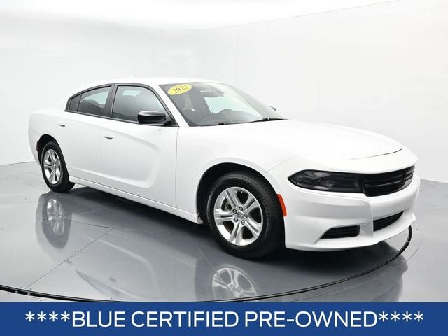 Used 2023 Dodge Charger SXT RWD image 2