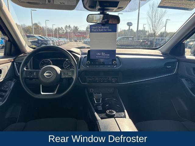 Used 2023 Nissan Rogue S image 15
