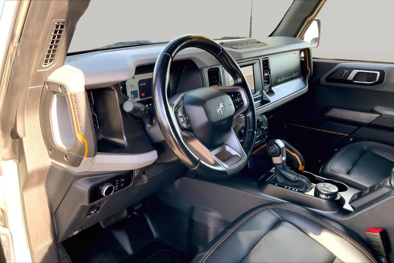 Certified 2023 Ford Bronco Badlands w/ Sasquatch Package AWD/4WD image 18