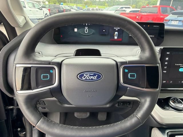 Certified 2025 Ford Expedition Active AWD/4WD image 47