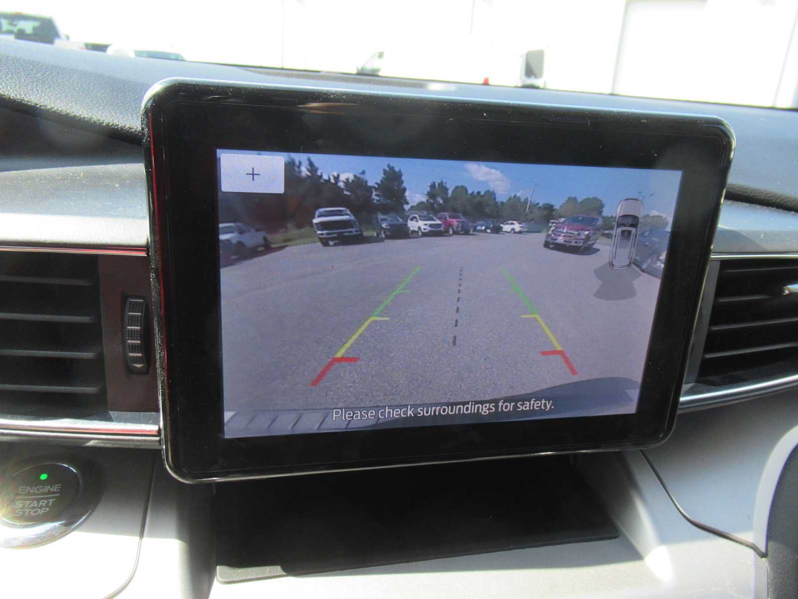 Certified 2021 Ford Explorer XLT w/ Equipment Group 202A RWD image 26