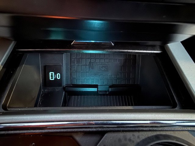 Certified 2022 Ford F350 Lariat w/ Lariat Ultimate Package image 14