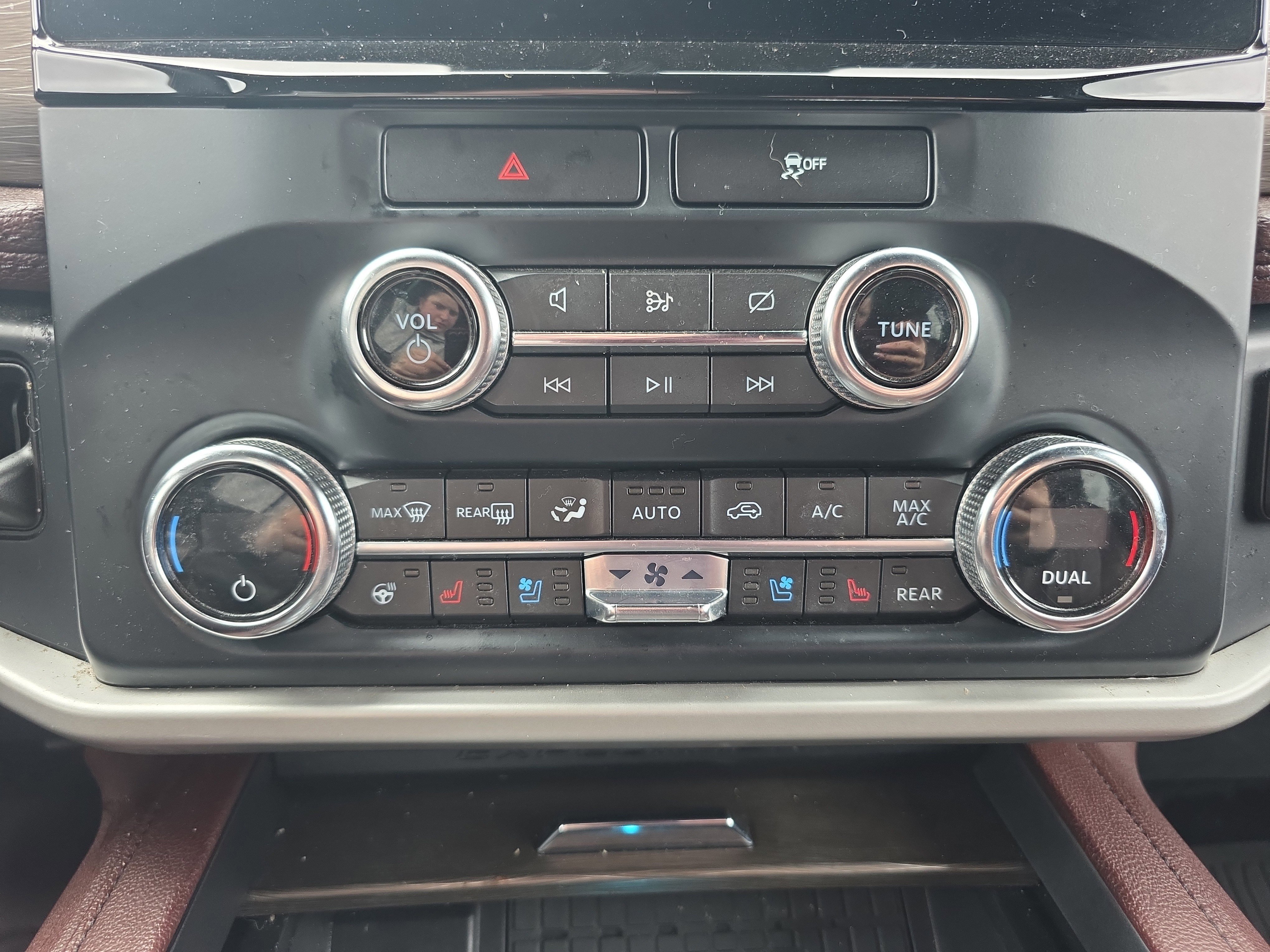 Certified 2022 Ford Expedition Max Limited image 44