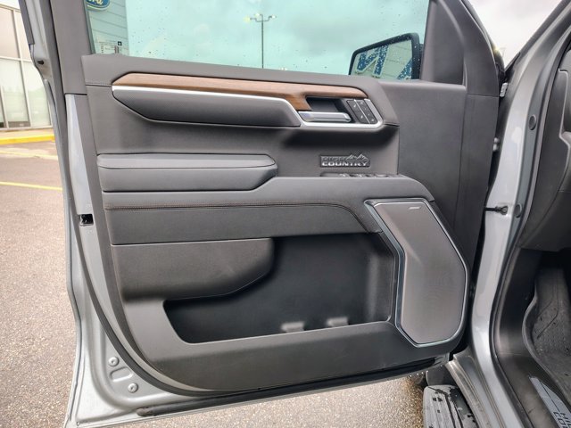 Used 2026 Chevrolet Silverado 1500 High Country AWD/4WD image 10