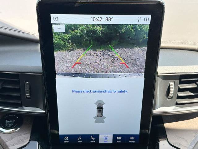 Certified 2023 Ford Explorer Platinum w/ Technology Package AWD/4WD image 29