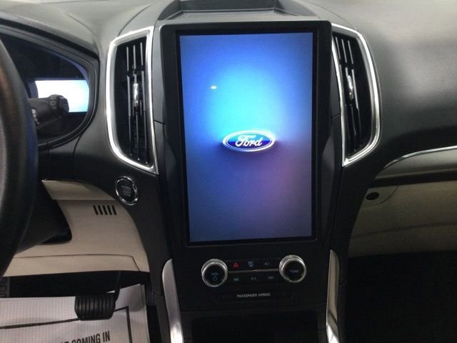 Certified 2022 Ford Edge Titanium w/ Equipment Group 301A image 22