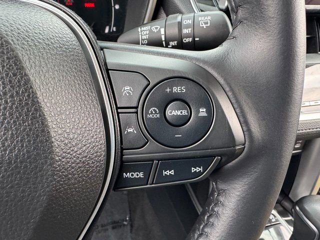 Used 2023 Toyota Corolla Cross XLE w/ Convenience Package image 22