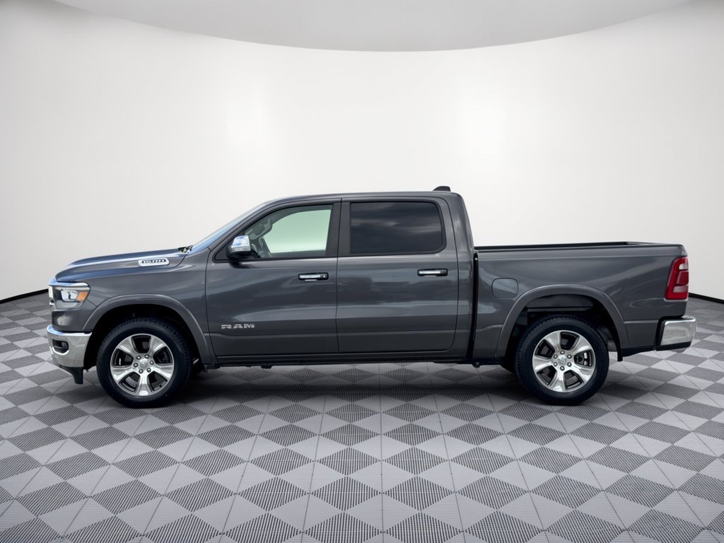 Used 2022 RAM 1500 Laramie AWD/4WD image 2
