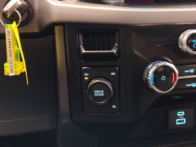 Certified 2024 Ford F150 XLT AWD/4WD image 40