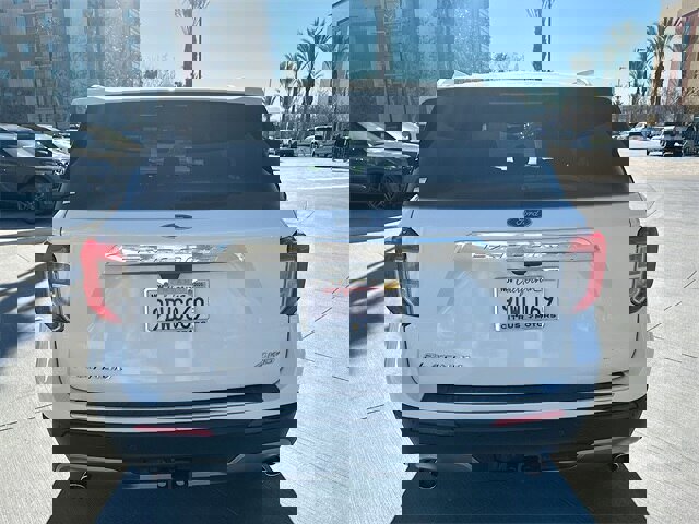 Certified 2022 Ford Explorer Platinum w/ Technology Package image 4