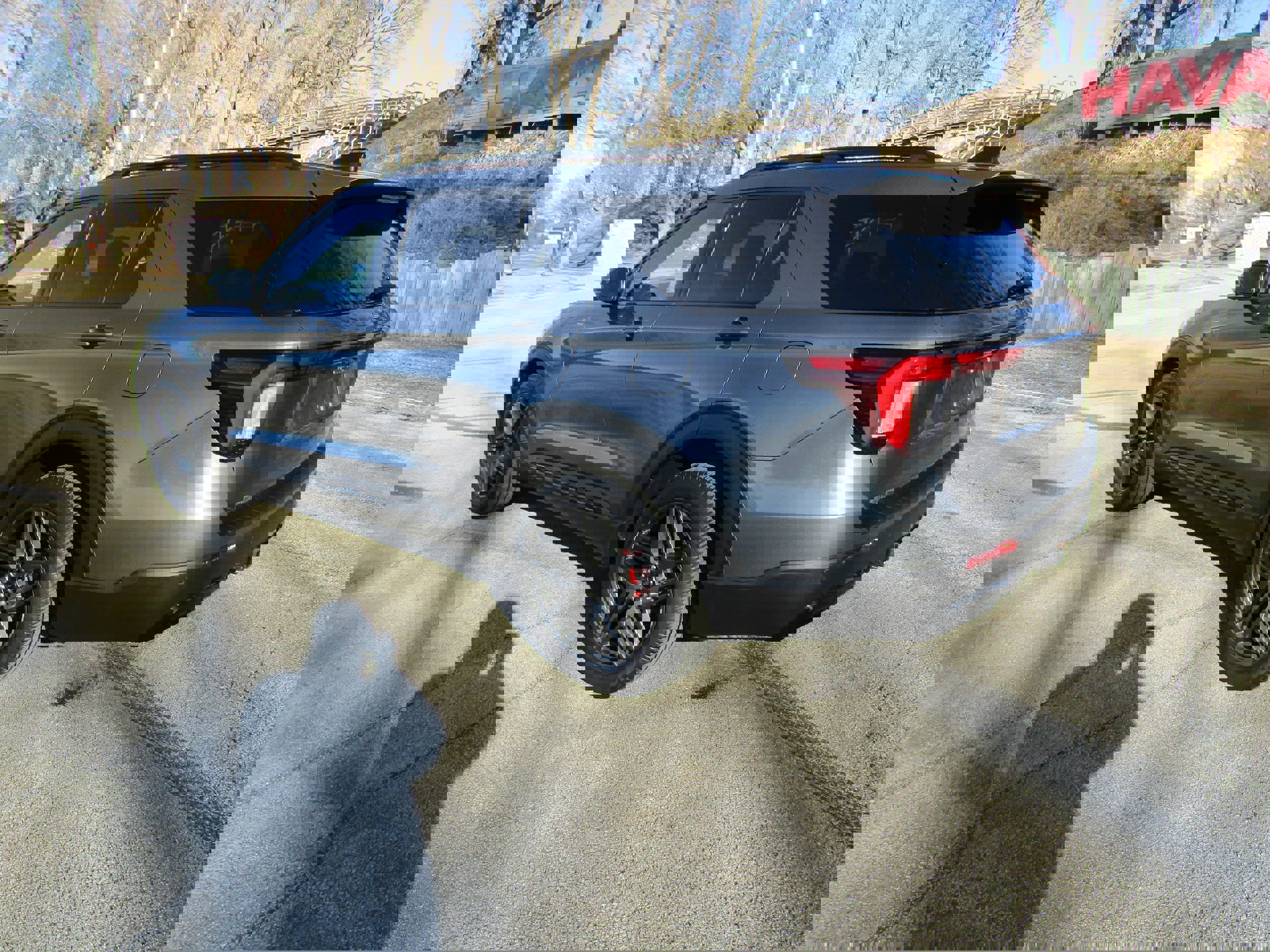 Certified 2025 Ford Explorer ST-Line w/ Premium Package image 3