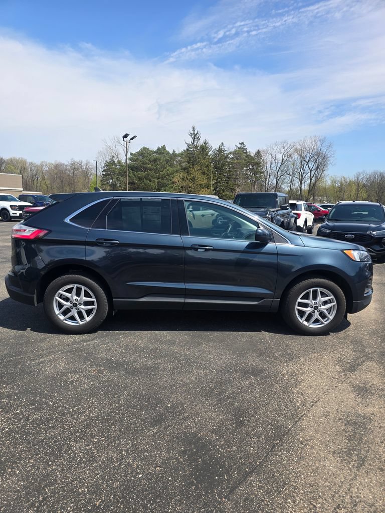 Certified 2024 Ford Edge SEL w/ Convenience Package AWD/4WD image 6