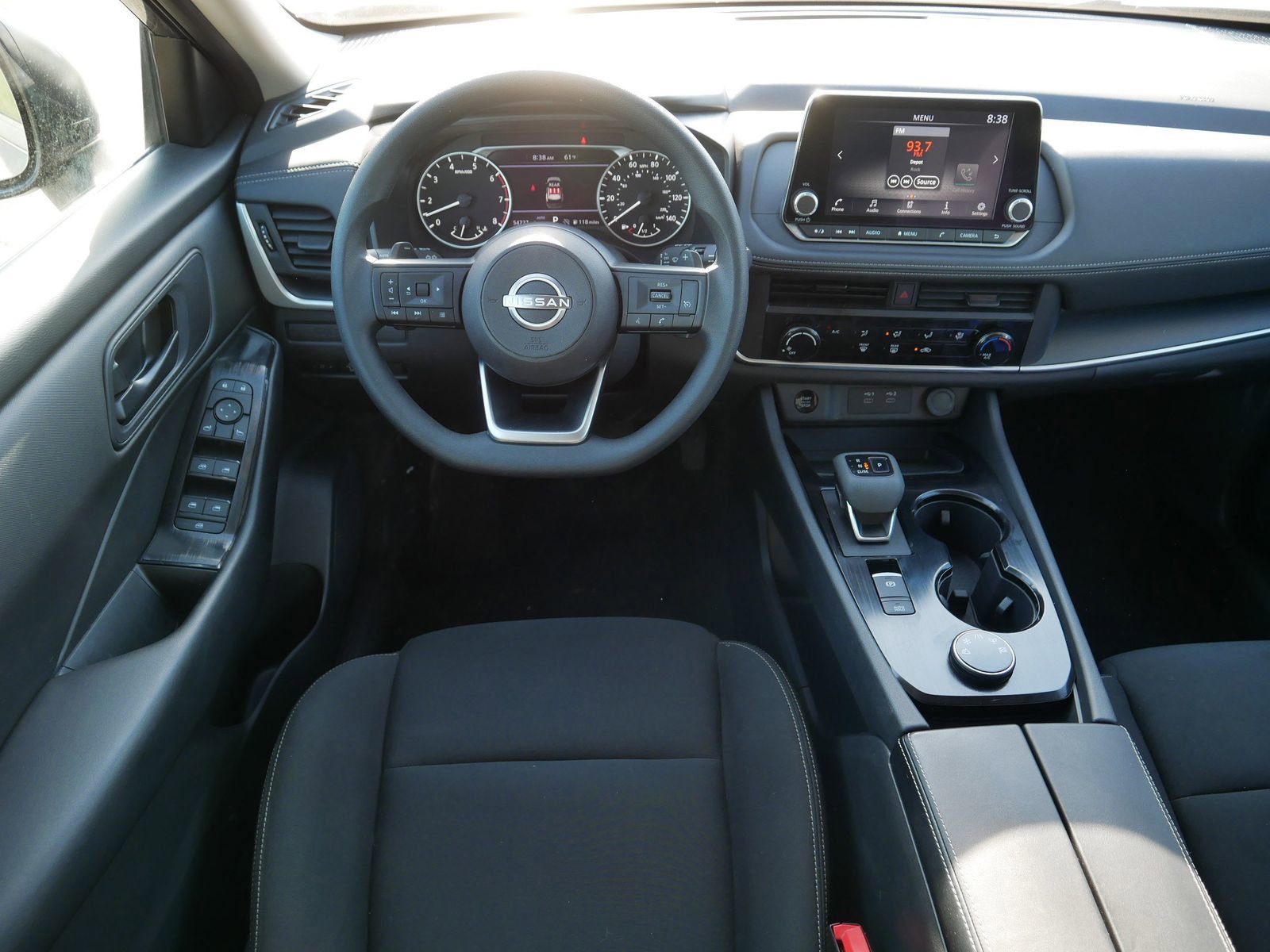 Used 2024 Nissan Rogue S AWD/4WD image 19