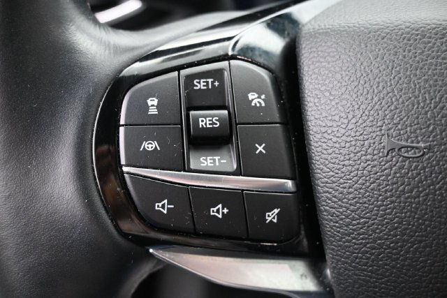 Certified 2024 Ford Explorer Platinum w/ Technology Package AWD/4WD image 18