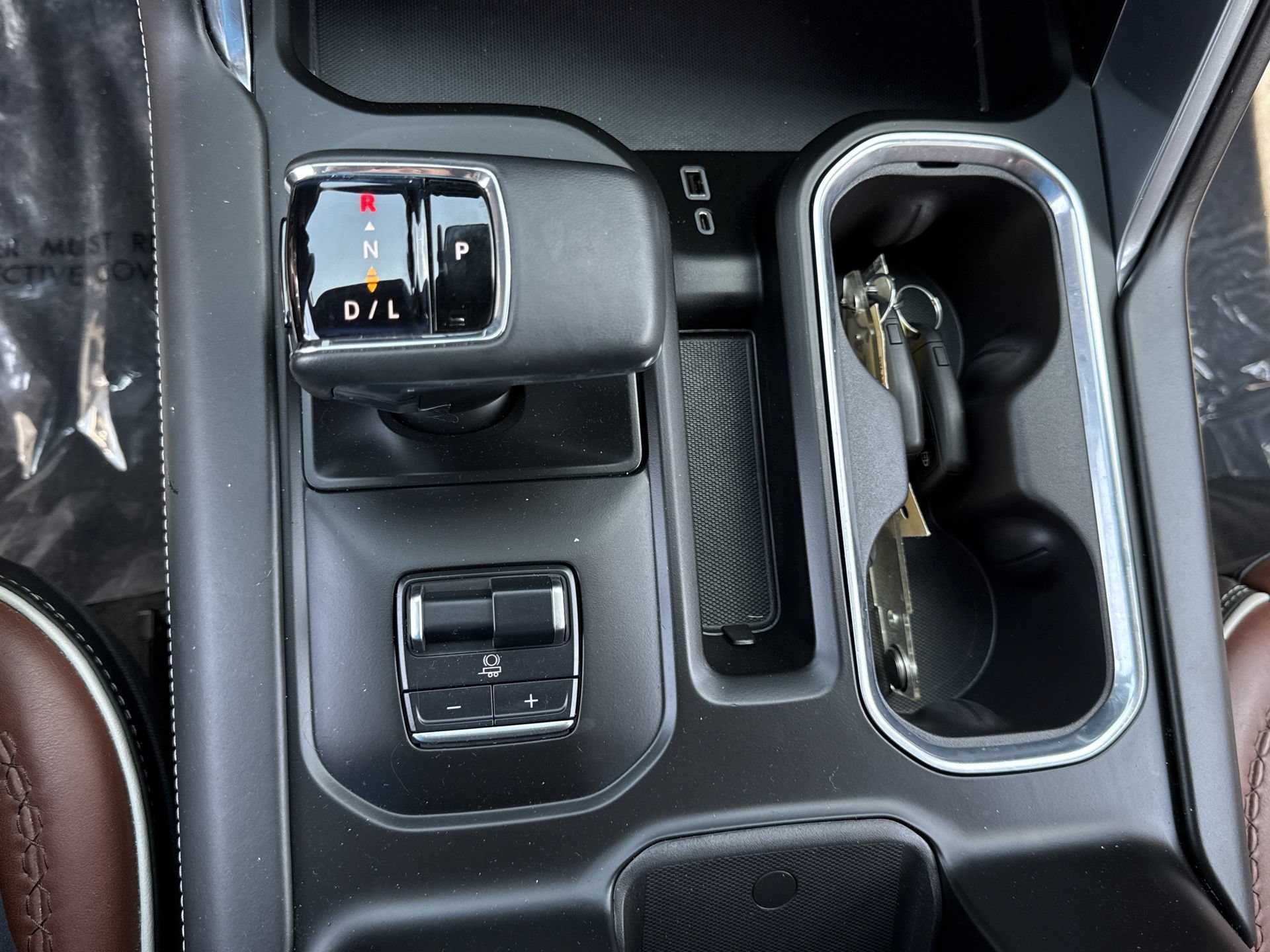 Used 2023 GMC Sierra 1500 Denali Ultimate AWD/4WD image 8
