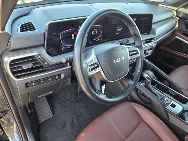 Used 2024 Kia Telluride EX AWD/4WD image 18