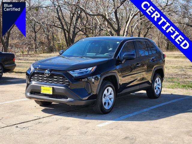 Used 2025 Toyota RAV4 LE image 1