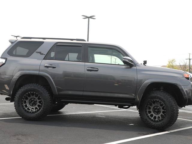 Used 2023 Toyota 4Runner TRD Off-Road Premium w/ Off Road Premium Plus Package AWD/4WD image 8
