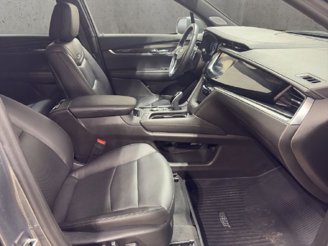 Used 2020 Cadillac XT6 Sport AWD/4WD image 19