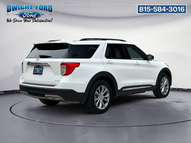 Certified 2022 Ford Explorer XLT w/ Equipment Group 202A AWD/4WD image 5