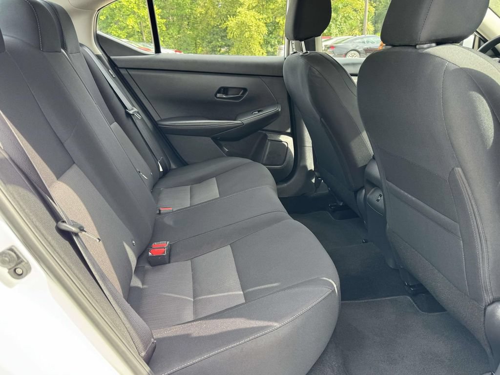 Used 2025 Nissan Sentra SV FWD image 16