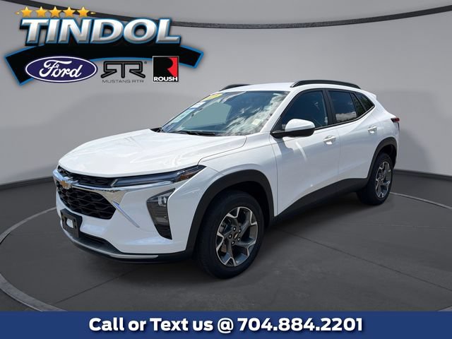 Used 2025 Chevrolet Trax LT
