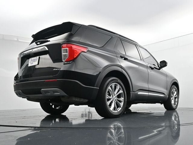 Certified 2023 Ford Explorer XLT w/ Equipment Group 202A AWD/4WD image 37
