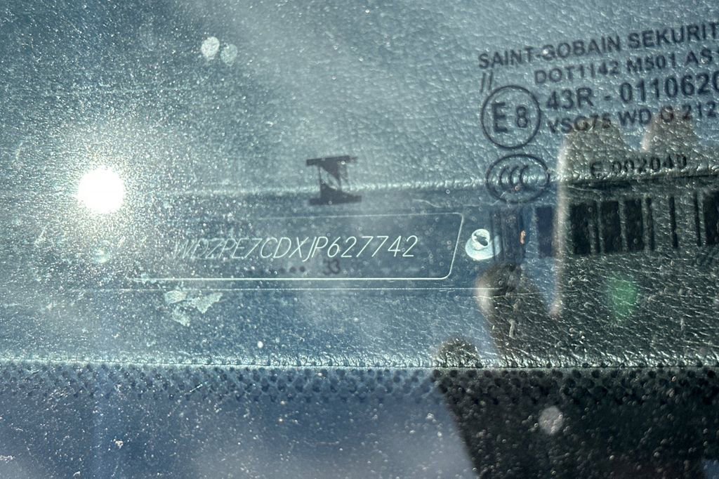 Used 2018 Mercedes-Benz Sprinter 2500 image 2