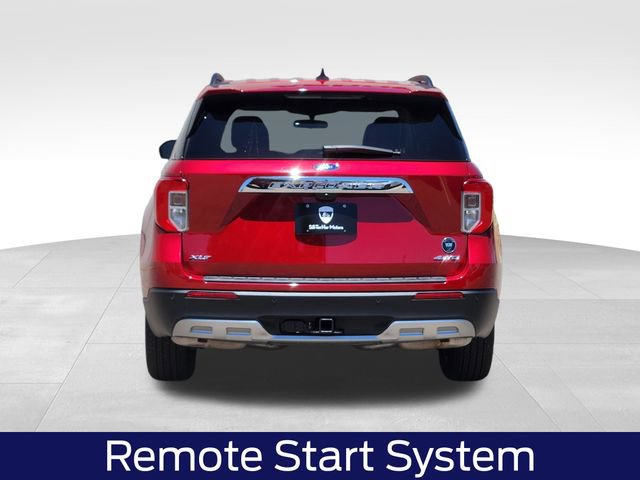 Certified 2023 Ford Explorer XLT w/ Equipment Group 202A AWD/4WD image 9