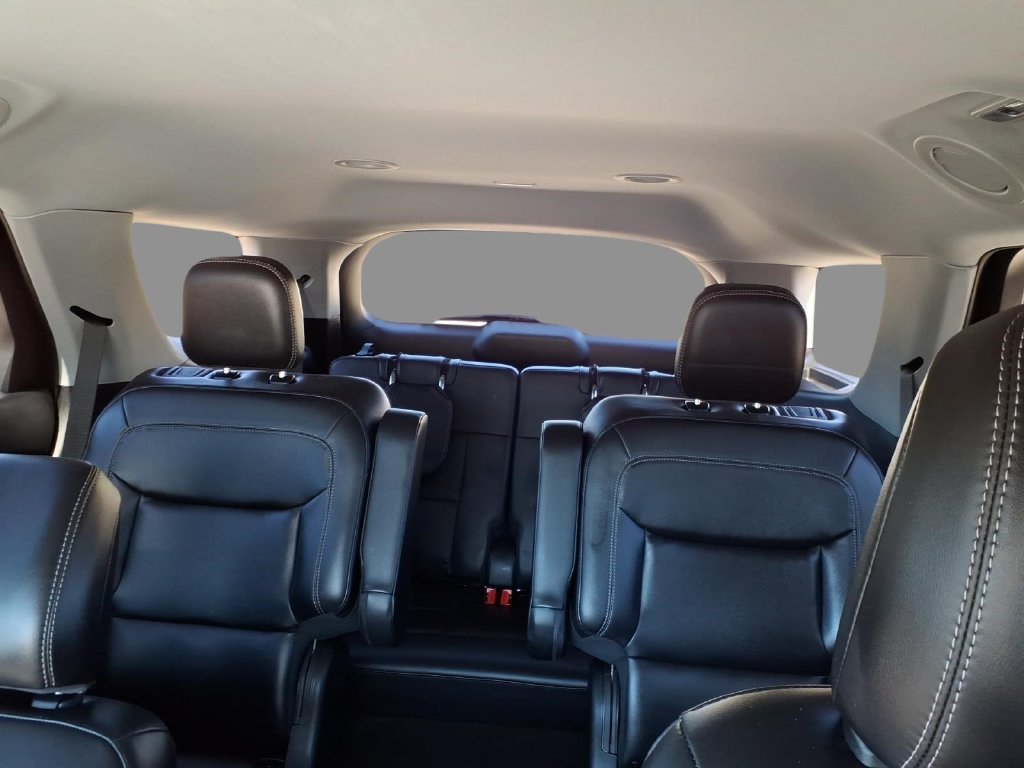Certified 2023 Ford Explorer XLT w/ Equipment Group 202A RWD image 27