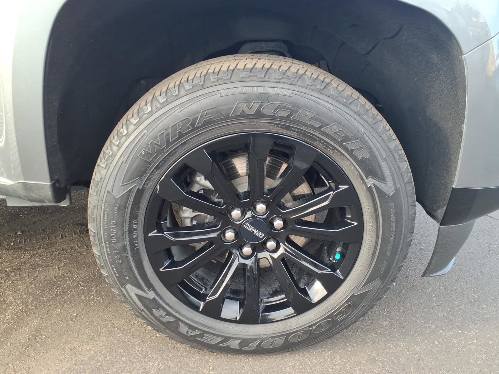 Used 2022 GMC Canyon Elevation Standard image 9