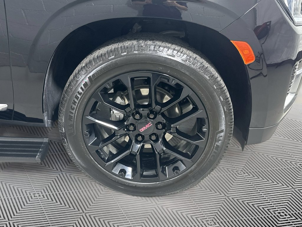 Used 2023 GMC Yukon Denali AWD/4WD image 23