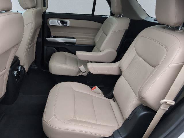 Certified 2024 Ford Explorer Limited w/ Limited Technology Package AWD/4WD image 18