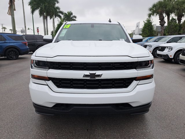 Used 2018 Chevrolet Silverado 1500 Custom w/ Custom Value Package image 2