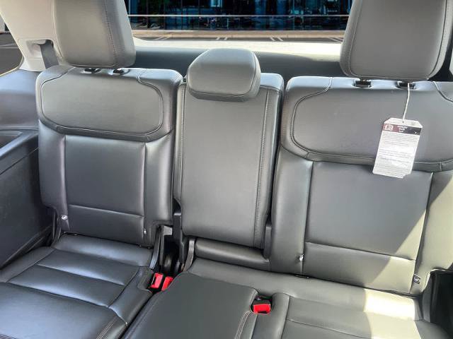 Certified 2025 Ford Expedition Active RWD image 18