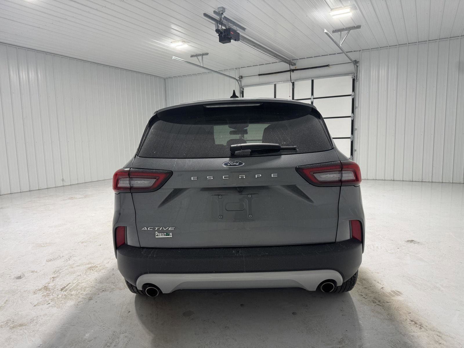 Certified 2023 Ford Escape Active w/ Cold Weather Package image 5