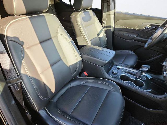 Used 2023 Chevrolet Traverse Premier w/ Redline Edition FWD image 25