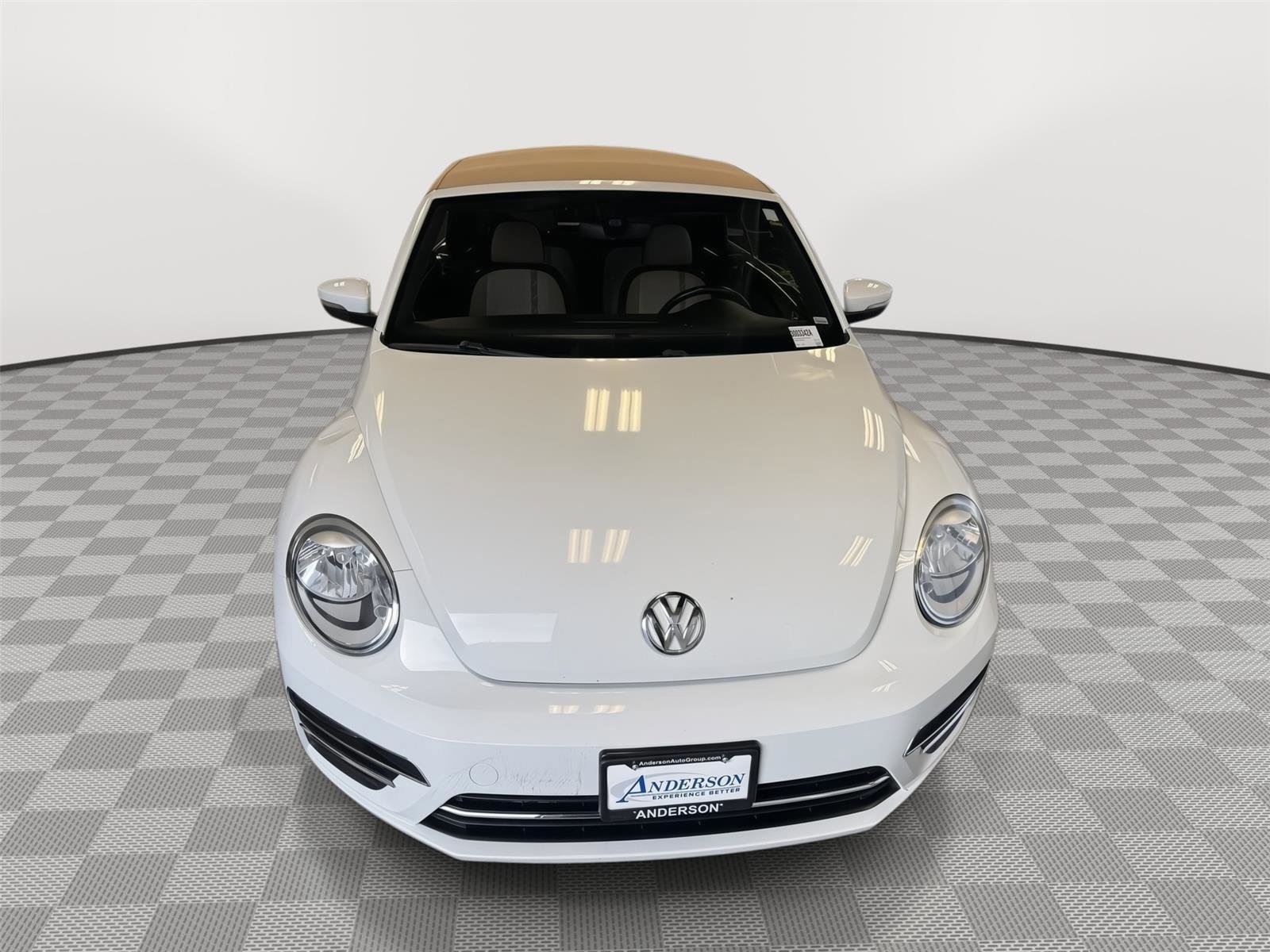Used 2018 Volkswagen Beetle 2.0T Coast image 8