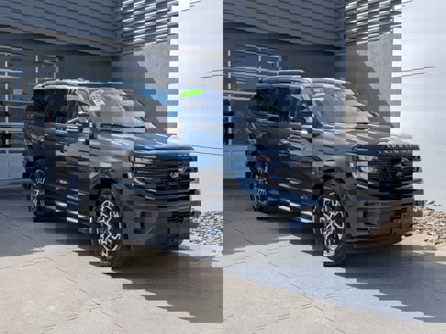 Certified 2025 Ford Expedition Active image 7