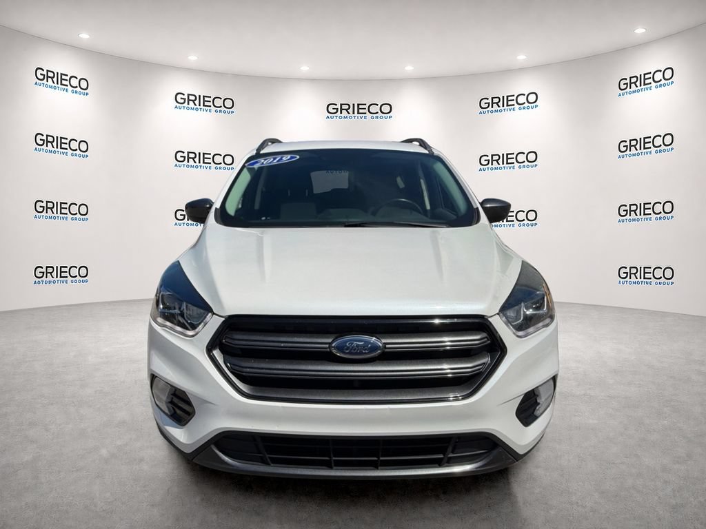 Certified 2019 Ford Escape SEL FWD image 2