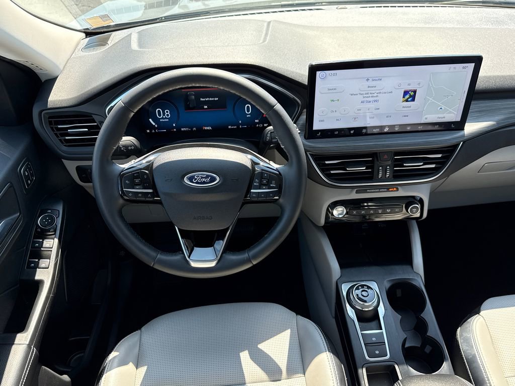 Certified 2023 Ford Escape Platinum image 23