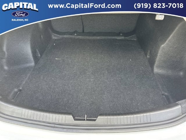 Used 2023 Chevrolet Malibu LS FWD image 16