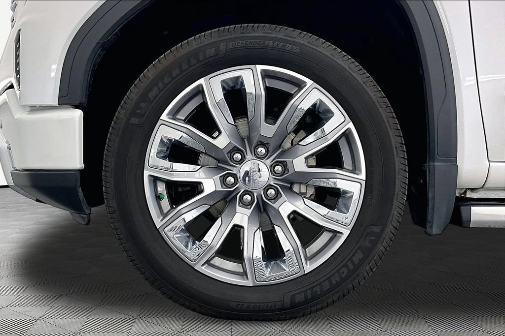 Used 2024 GMC Sierra 1500 Denali w/ Denali Reserve Package AWD/4WD image 9