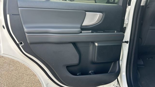 Certified 2025 Ford Expedition Active RWD image 15