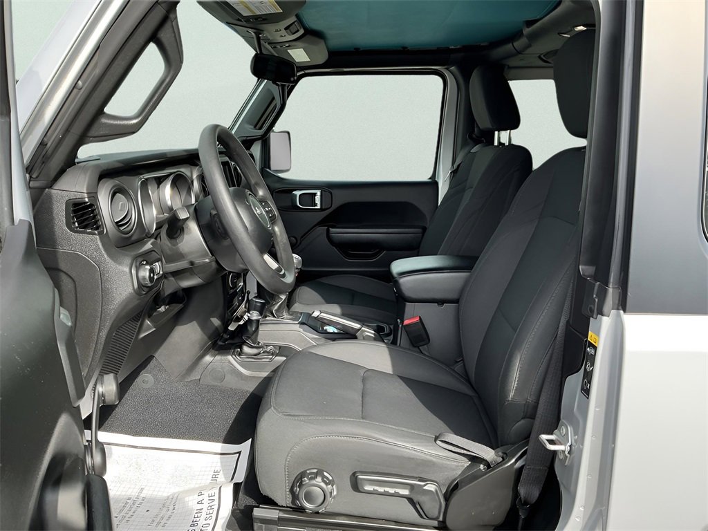 Used 2022 Jeep Wrangler Sport image 23