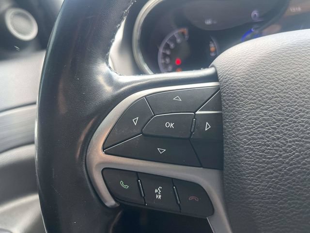 Used 2022 Jeep Grand Cherokee Laredo X RWD image 24