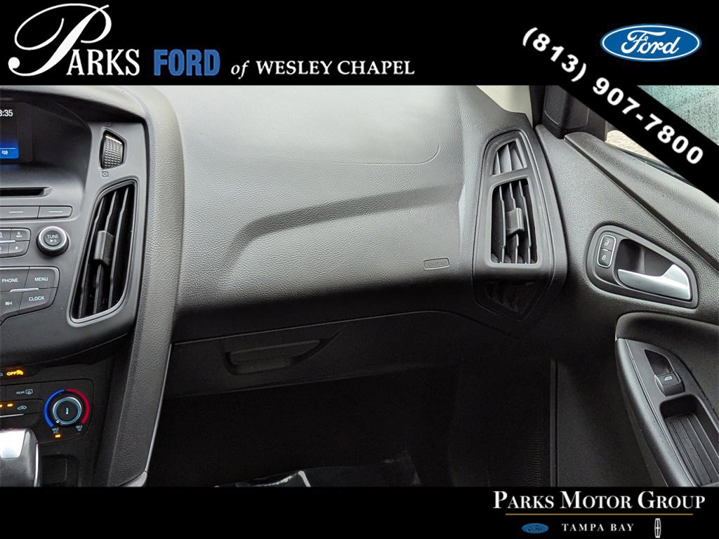 Certified 2016 Ford Focus SE image 14