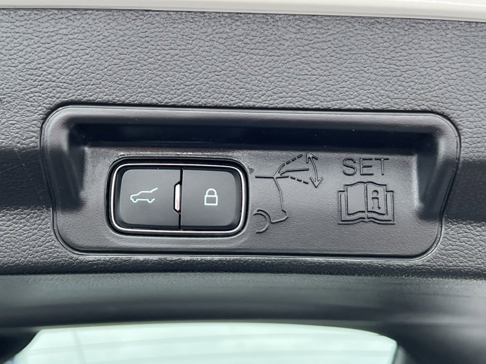 Certified 2022 Ford Explorer ST w/ Equipment Group 401A image 41