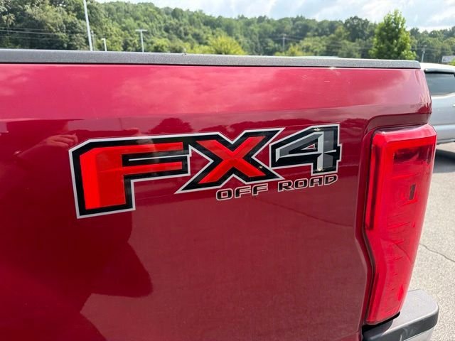 Certified 2019 Ford F250 XLT w/ XLT Premium Package AWD/4WD image 8